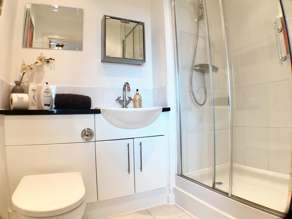 Luxurious Providence Apartment メイデンヘッド エクステリア 写真