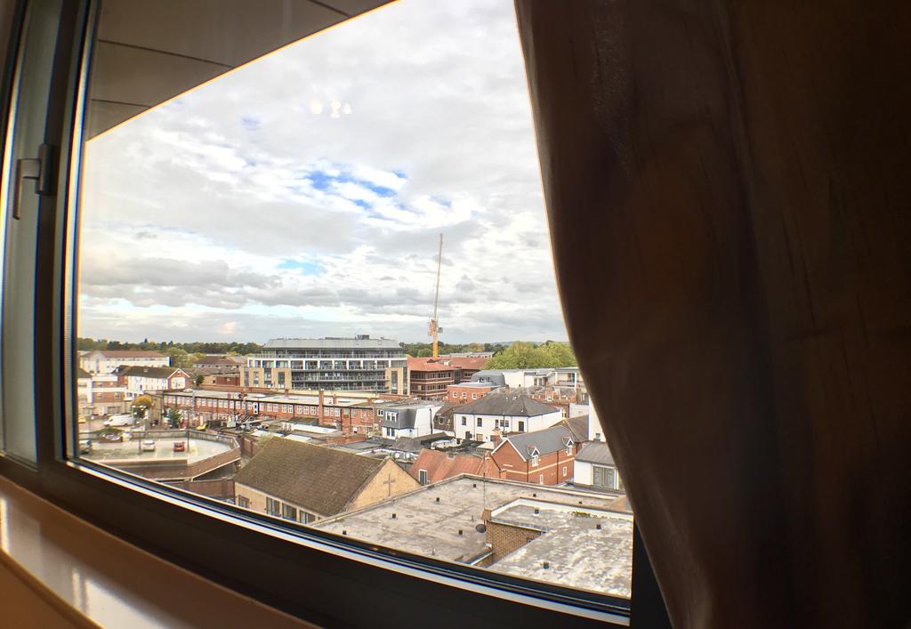 Luxurious Providence Apartment メイデンヘッド エクステリア 写真